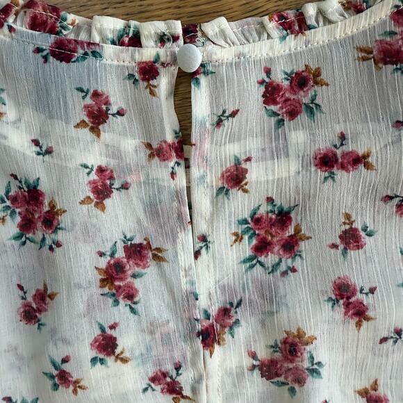 Torrid Smocked Babydoll Blouse SZ 4 (26) Tiered Ruffles Floral Coquette Feminine - Picture 10 of 10